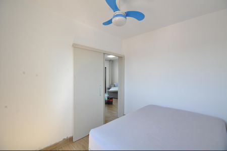 Apartamento à venda com 60m², 2 quartos e 2 vagasQuarto 2