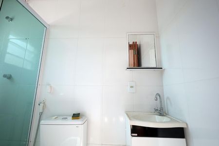 Apartamento à venda com 99m², 2 quartos e 2 vagasBanheiro Quarto Suíte