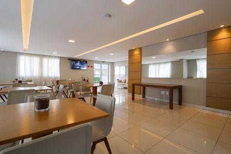 Apartamento à venda com 71m², 2 quartos e 1 vagaÁrea comum - Salão de festas