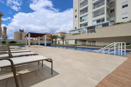 Apartamento à venda com 71m², 2 quartos e 1 vagaÁrea comum - Piscina