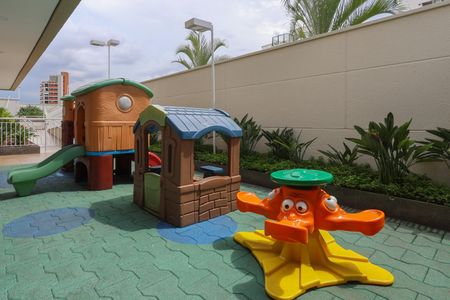 Apartamento à venda com 71m², 2 quartos e 1 vagaÁrea comum - Playground