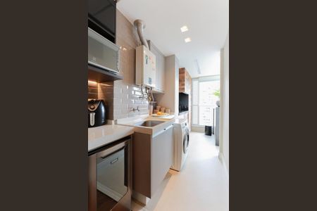 Apartamento à venda com 71m², 2 quartos e 1 vagaÁrea de serviço