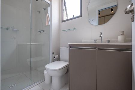 Banheiro de apartamento para alugar com 1 quarto, 26m² em Pompeia, São Paulo