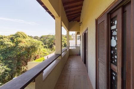 Casa para alugar com 450m², 3 quartos e 9 vagasSacada