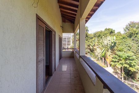 Casa para alugar com 450m², 3 quartos e 9 vagasSacada