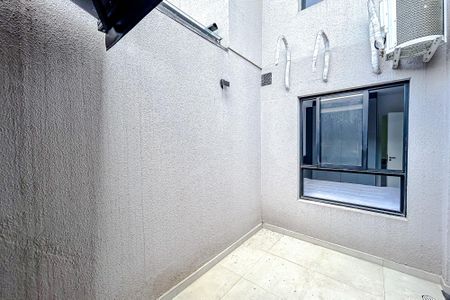 Apartamento para alugar com 54m², 2 quartos e 1 vagaÁrea de Serviço