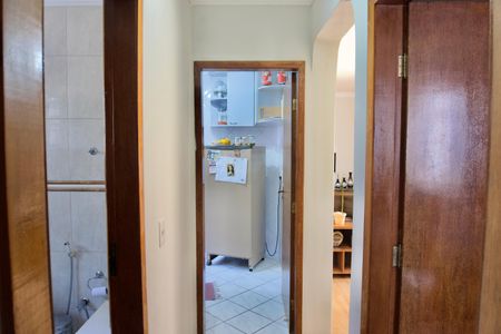 Corredor de apartamento à venda com 2 quartos, 66m² em Monsenhor Messias, Belo Horizonte