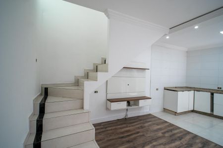 Sala de casa para alugar com 3 quartos, 140m² em Jardim do Lago, São Paulo