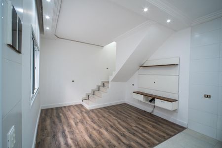 Sala de casa para alugar com 3 quartos, 140m² em Jardim do Lago, São Paulo