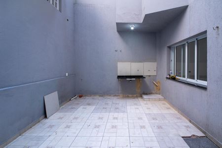 Casa para alugar com 140m², 3 quartos e 1 vagaÁrea de Serviço