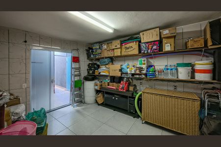 Casa à venda com 250m², 5 quartos e 3 vagasDespensa