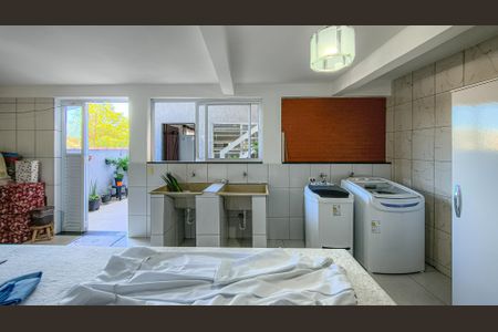 Casa à venda com 250m², 5 quartos e 3 vagasÁrea de Serviço