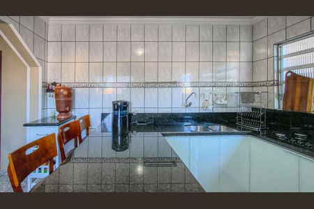 Casa à venda com 250m², 5 quartos e 3 vagasCozinha