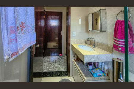 Casa à venda com 250m², 5 quartos e 3 vagasBanheiro