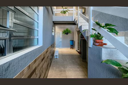 Casa à venda com 250m², 5 quartos e 3 vagasCorredor