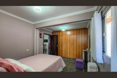 Casa à venda com 250m², 5 quartos e 3 vagasSuíte