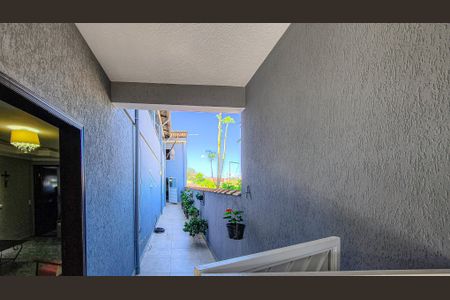 Casa à venda com 250m², 5 quartos e 3 vagasCorredor
