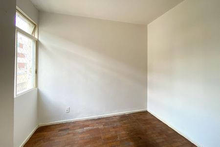 Apartamento à venda com 97m², 3 quartos e 1 vaga Apartamento à venda com 97m², 3 quartos e 1 vagaQuarto 2