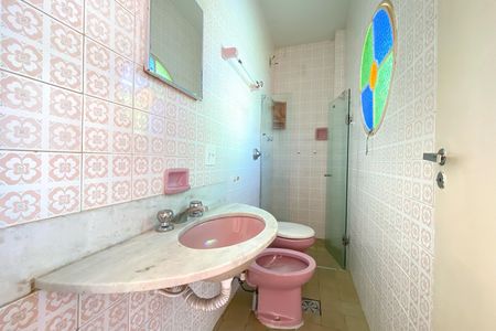 Apartamento à venda com 97m², 3 quartos e 1 vaga Apartamento à venda com 97m², 3 quartos e 1 vagaBanheiro da Suíte
