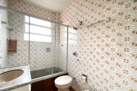 Apartamento à venda com 97m², 3 quartos e 1 vaga Apartamento à venda com 97m², 3 quartos e 1 vagaBanheiro