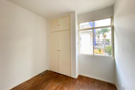 Apartamento à venda com 97m², 3 quartos e 1 vaga Apartamento à venda com 97m², 3 quartos e 1 vagaQuarto 2