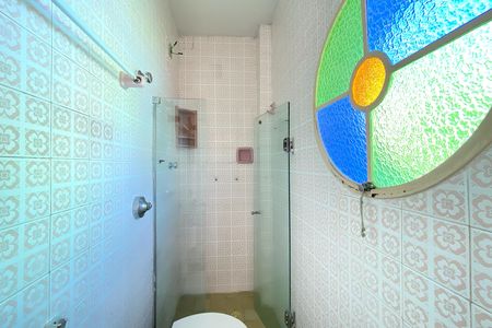Apartamento à venda com 97m², 3 quartos e 1 vaga Apartamento à venda com 97m², 3 quartos e 1 vagaBanheiro da Suíte