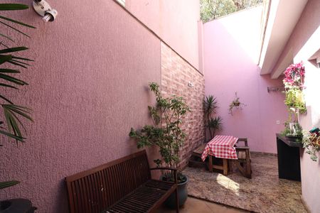 Casa para alugar com 280m², 5 quartos e 4 vagasEspaço Gourmet e Lavanderia 