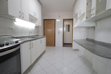 Apartamento à venda com 94m², 2 quartos e 2 vagasCozinha