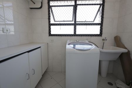 Apartamento à venda com 94m², 2 quartos e 2 vagasÁrea de Serviço