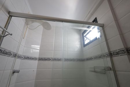 Apartamento à venda com 94m², 2 quartos e 2 vagasBanheiro Quarto Suíte