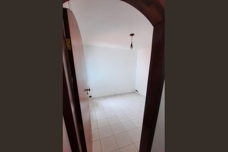 Casa à venda com 278m², 3 quartos e 4 vagas Casa à venda com 278m², 3 quartos e 4 vagasQuarto