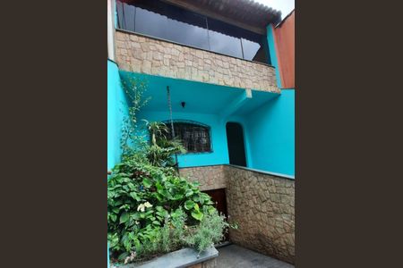 Casa à venda com 278m², 3 quartos e 4 vagas Casa à venda com 278m², 3 quartos e 4 vagasÁrea externa