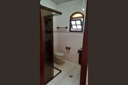 Casa à venda com 278m², 3 quartos e 4 vagas Casa à venda com 278m², 3 quartos e 4 vagasBanheiro