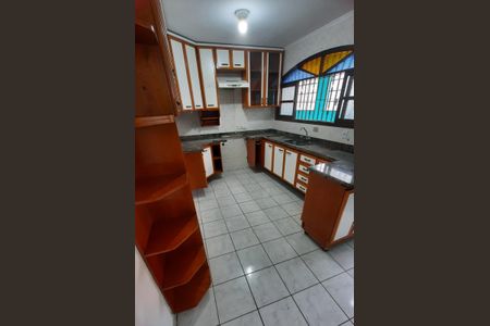 Casa à venda com 278m², 3 quartos e 4 vagas Casa à venda com 278m², 3 quartos e 4 vagasCozinha