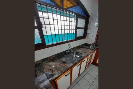 Casa à venda com 278m², 3 quartos e 4 vagas Casa à venda com 278m², 3 quartos e 4 vagasCozinha