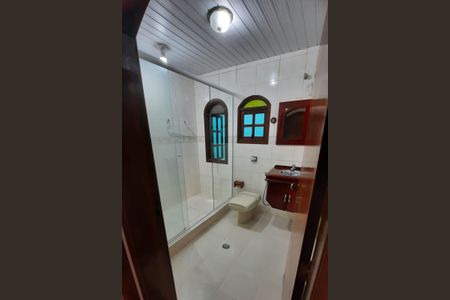 Casa à venda com 278m², 3 quartos e 4 vagas Casa à venda com 278m², 3 quartos e 4 vagasBanheiro