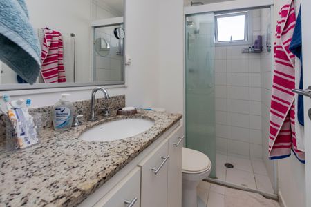 Apartamento à venda com 65m², 2 quartos e 1 vagaBanheiro da Suíte