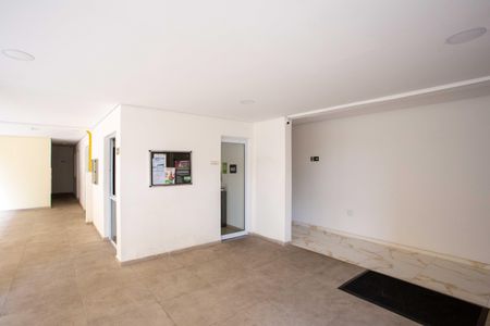 Apartamento para alugar com 45m², 2 quartos e 1 vagaÁrea comum