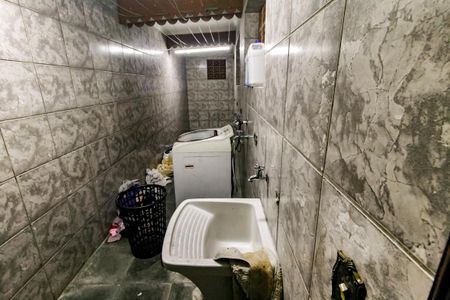 Casa à venda com 180m², 3 quartos e 2 vagas Casa à venda com 180m², 3 quartos e 2 vagasÁrea de Serviço