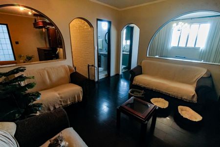 Casa à venda com 180m², 3 quartos e 2 vagas Casa à venda com 180m², 3 quartos e 2 vagasSala 2