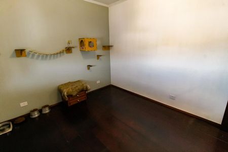 Casa à venda com 180m², 3 quartos e 2 vagas Casa à venda com 180m², 3 quartos e 2 vagasQuarto 1