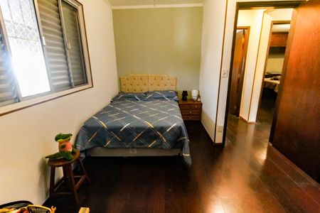 Casa à venda com 180m², 3 quartos e 2 vagas Casa à venda com 180m², 3 quartos e 2 vagasQuarto 2