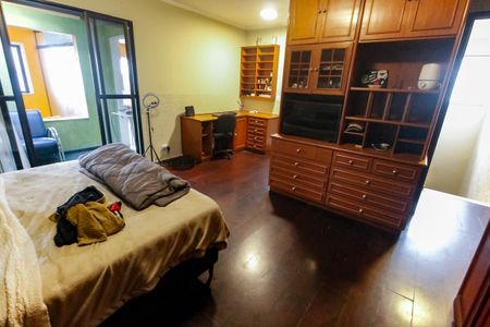 Casa à venda com 180m², 3 quartos e 2 vagas Casa à venda com 180m², 3 quartos e 2 vagasSuíte