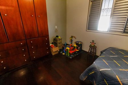Casa à venda com 180m², 3 quartos e 2 vagas Casa à venda com 180m², 3 quartos e 2 vagasQuarto 2