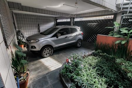 Casa à venda com 180m², 3 quartos e 2 vagas Casa à venda com 180m², 3 quartos e 2 vagasGaragem