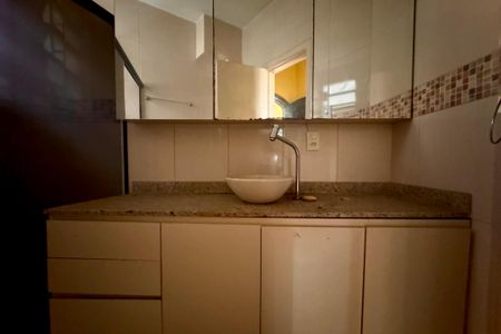 Apartamento para alugar com 128m², 3 quartos e sem vaga