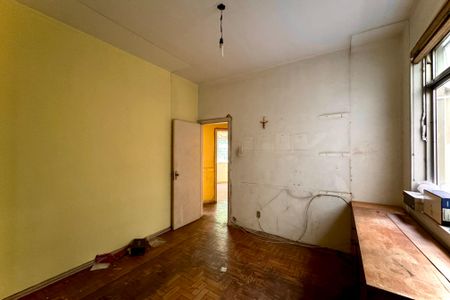 Apartamento para alugar com 128m², 3 quartos e sem vaga