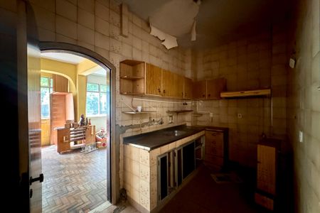 Apartamento para alugar com 128m², 3 quartos e sem vaga