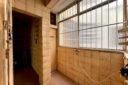 Apartamento para alugar com 128m², 3 quartos e sem vaga