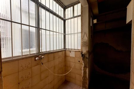 Apartamento para alugar com 128m², 3 quartos e sem vaga